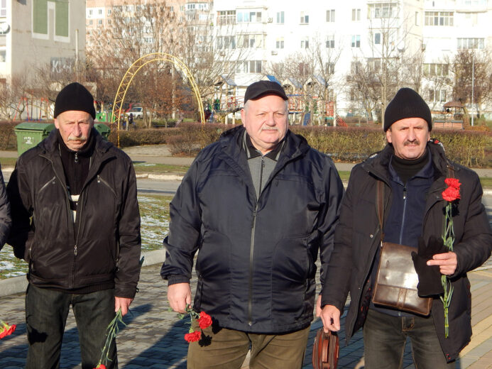 В Южному вшанували пам'ять ліквідаторів наслідків аварії на ЧАЕС