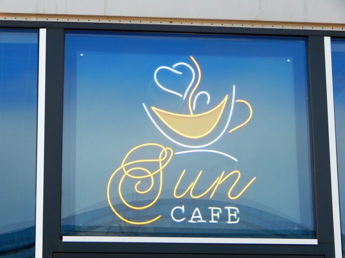 В Южному в центрі міста відкрилось нове кафе – Sun 