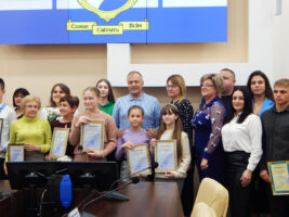 В Южному відбулась церемонія нагородження обдарованих дітей, спортсменів, тренерів та викладачів